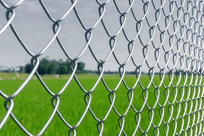 TATA WIRON Chain Link Fencing Net For D Fence Alloy Steel Wire, Thickness 3 MM, 10 Gauge Wire”4x4” Inch Block Size, Rust-Proof, Heavy Duty Fence for Farm, Garden, Home, (7 Feet Height, 50 Feet Length)